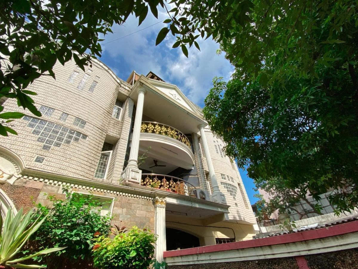 Sweet Memories- Perfect Home Stay شيناي المظهر الخارجي الصورة